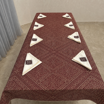 Tarz El Gherza Table Cover & 8 Napkins (250 x 140 cm) - Red