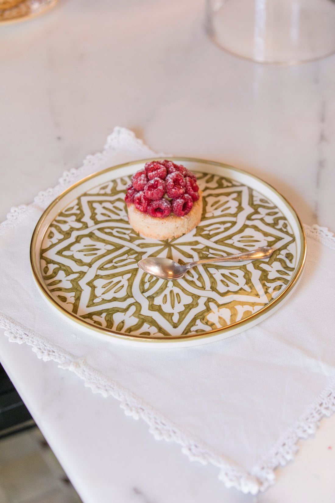 Fassia Round Serving Tray - Gold